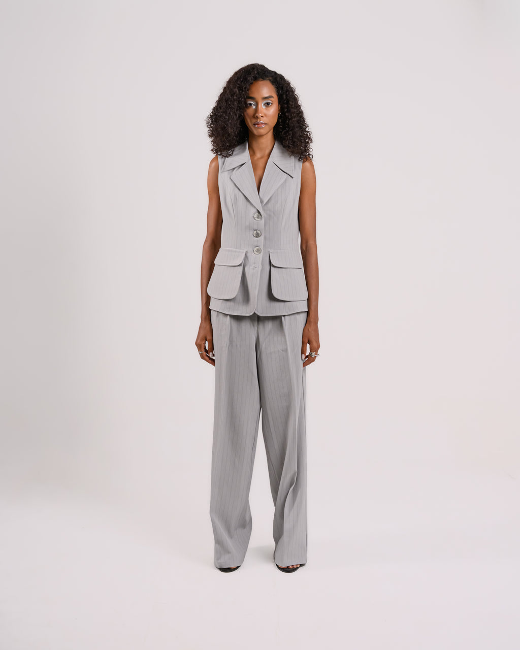 Alba’s Formal Set