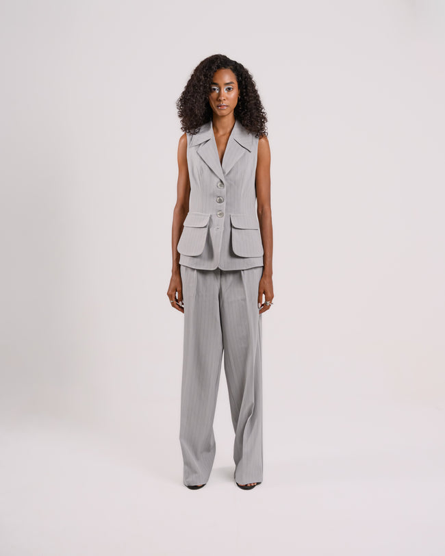 Alba’s Formal Set