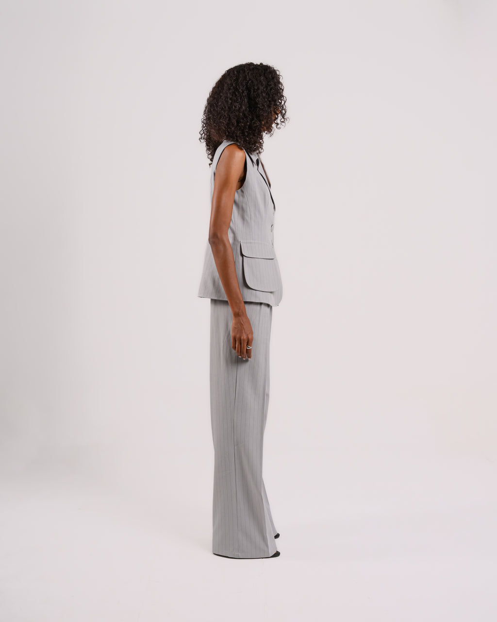 Alba’s Formal Set