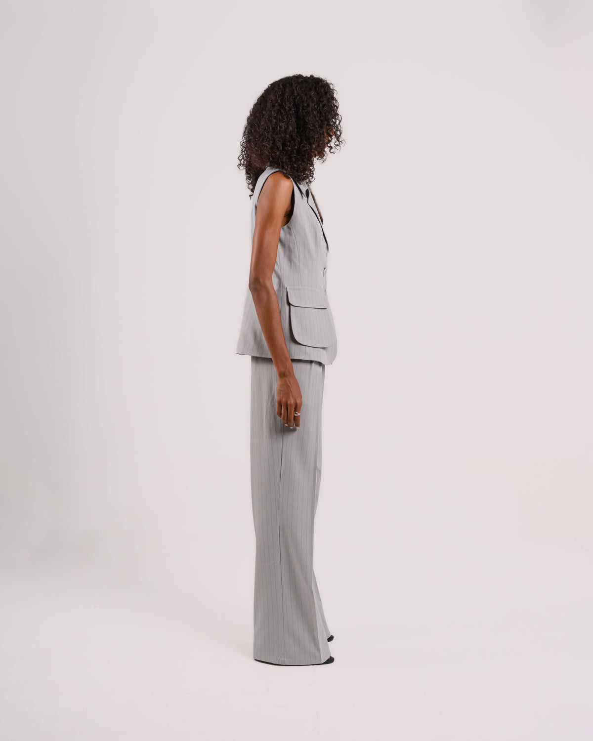 Alba’s Formal Set