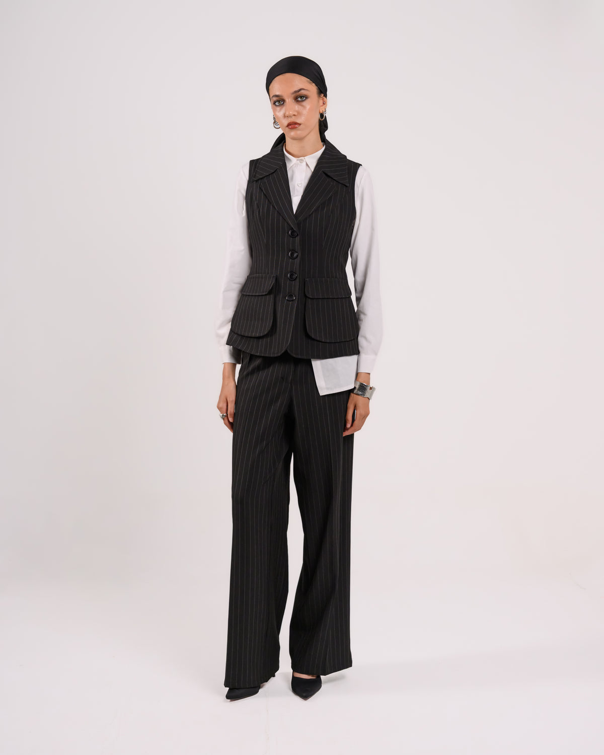 Rawda’s Formal Set