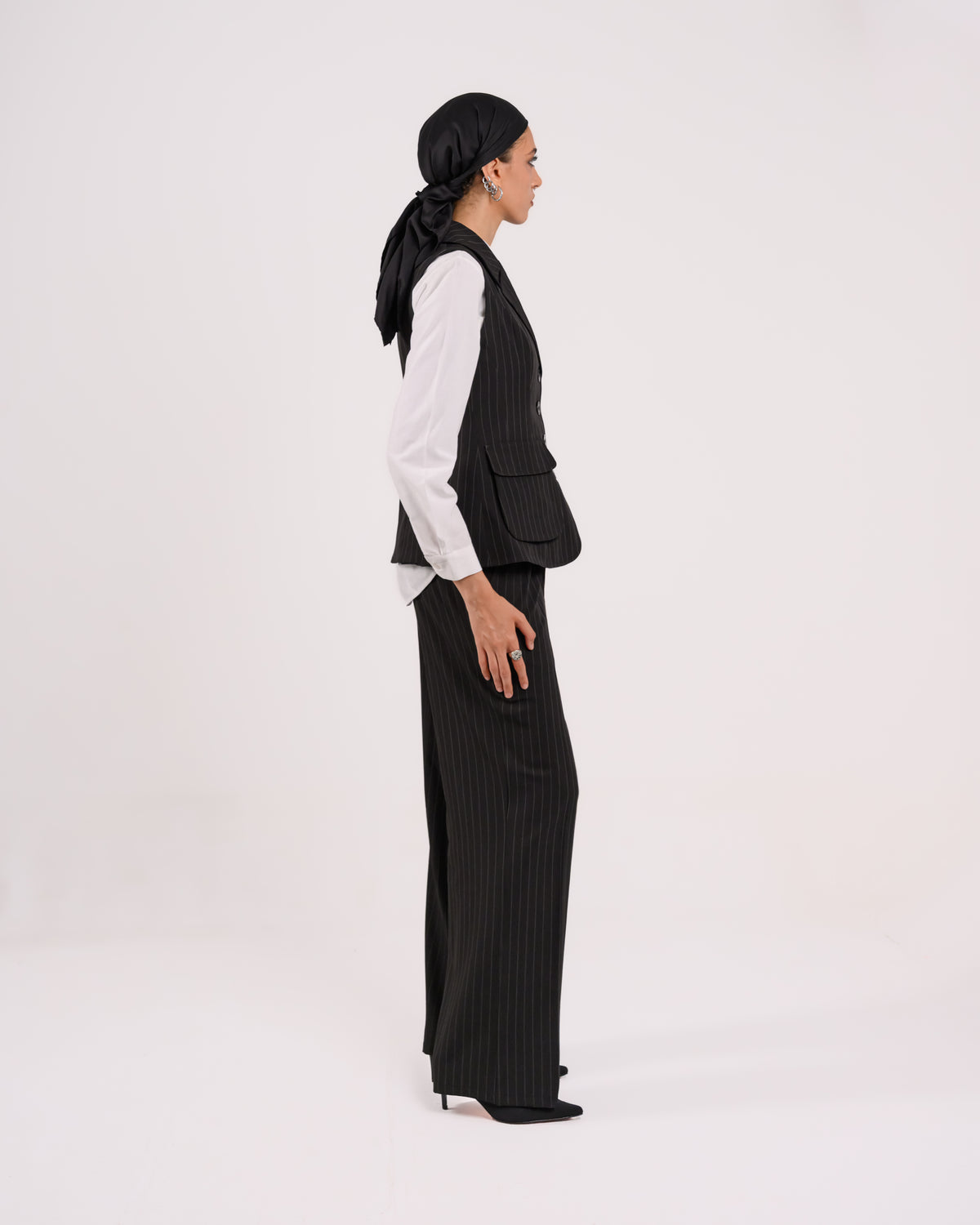 Rawda’s Formal Set