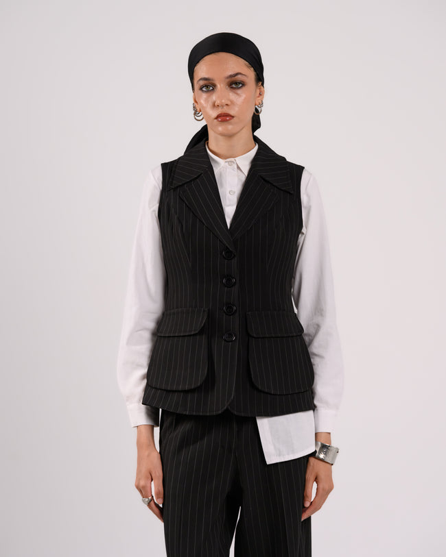Rawda’s Formal Set