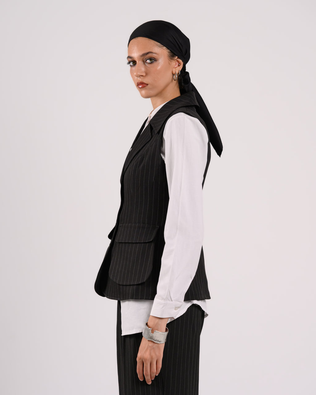 Rawda’s Formal Set